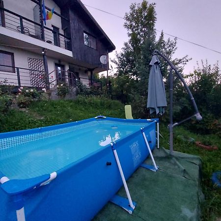 Casuta Cu Trandafiri Hotel Slănic Buitenkant foto